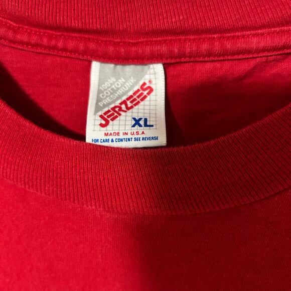 Vintage Bulls Tee - Picture 2 of 4